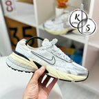 NIKE V2K RUN